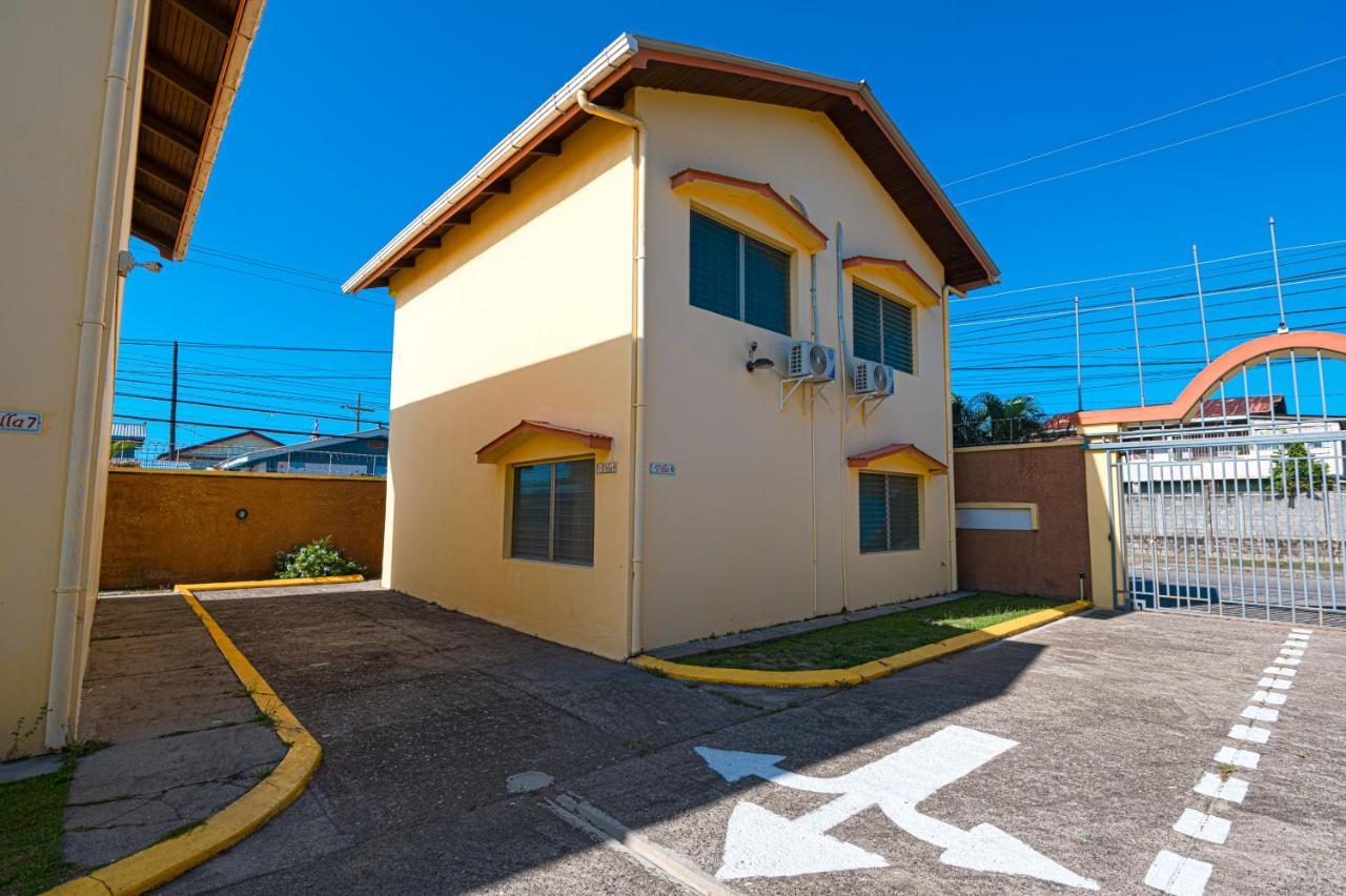 Villas Del Mar La Ceiba Extérieur photo